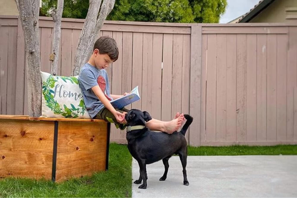 How to Build a Kids’ Tree Bench