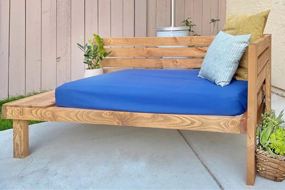 How to Build an Outdoor Daybed with Side Table
